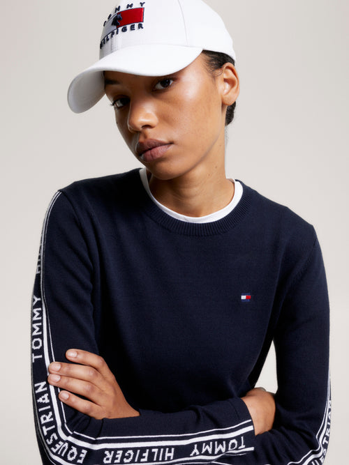 montreal-wasserabweisendes-flag-logo-cap-the-optic-white